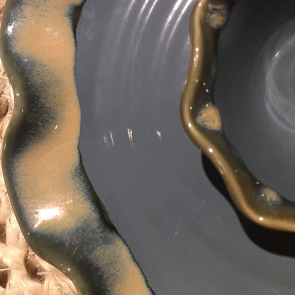 Bumbleweed Pottery Chip Dish! - Picture 7 of 7